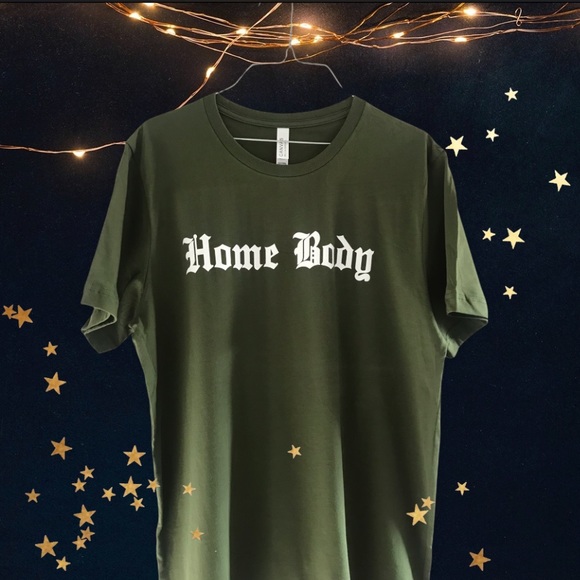 Home Body T-shirt Old English - Picture 1 of 3